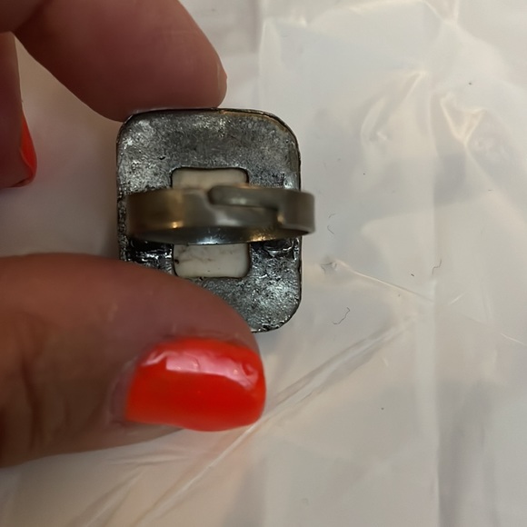 Adjustable ring - Picture 2 of 2